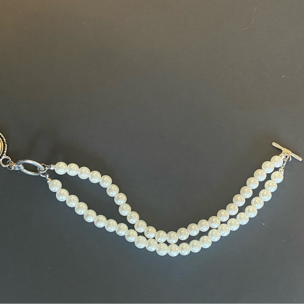 Source Unknown Triple Strand Pearl Bracelet